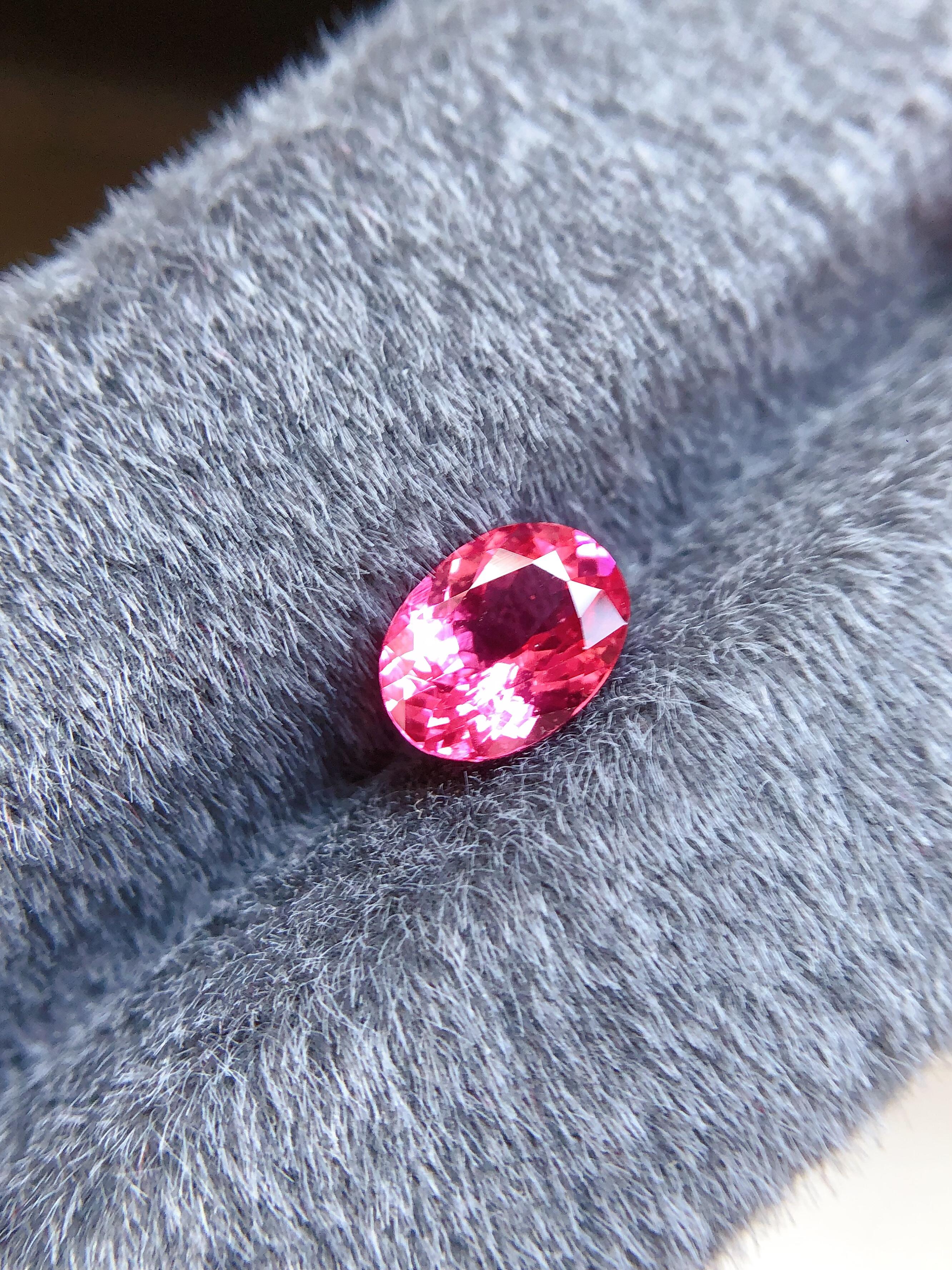 Oval