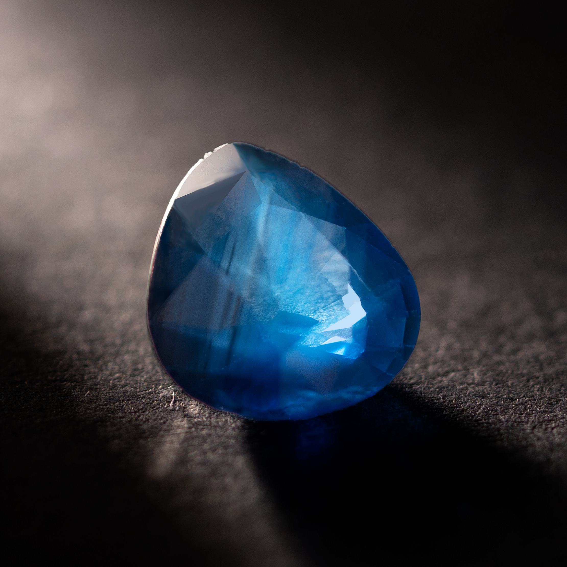 Pear Natural Sapphire Royal Blue 2.0 CT