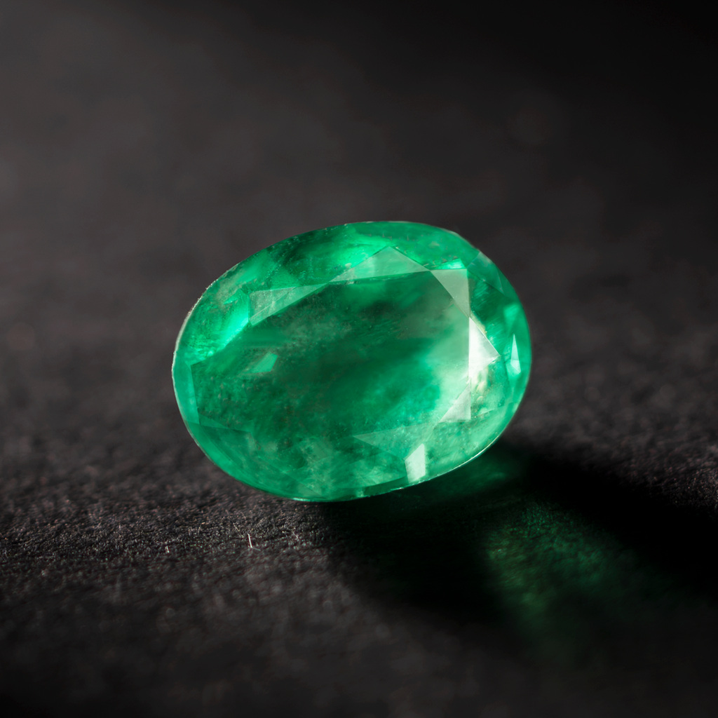 Oval Natural Emerald Gemstone Muzo Vivid Green 1.25 CT