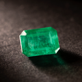 Rectangular Natural Emerald Gemstone Muzo Green 1.66 CT