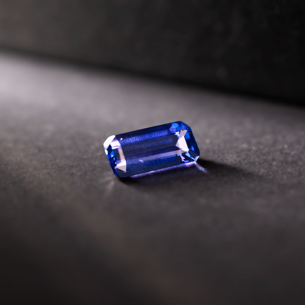 Emerald Natural Gemstone Blue Tanzanite 2.42 CT