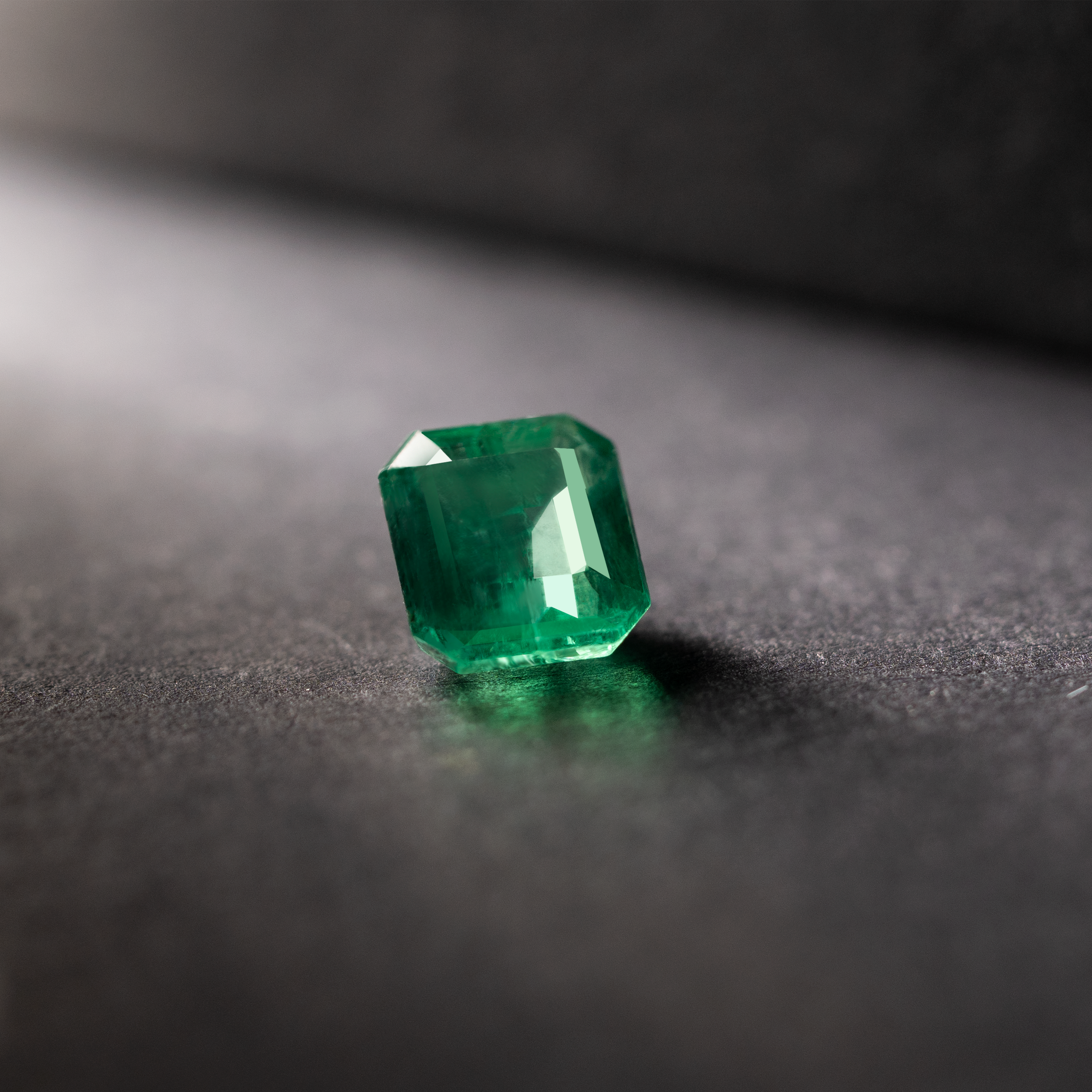 Rectangular Natural Emerald Vivid Green 2.04 CT