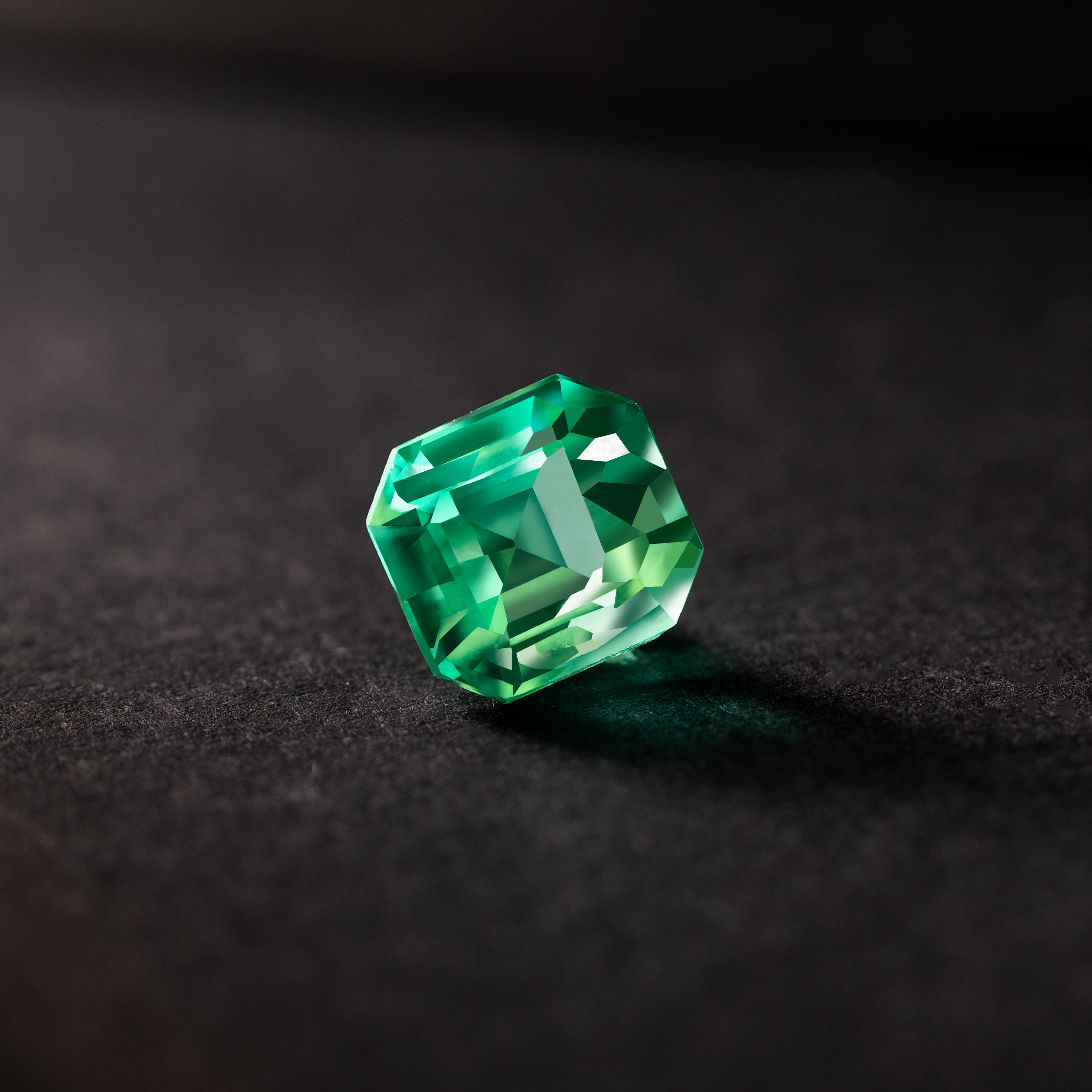 Natural Colored Gemstone Emerald 1.41 CT