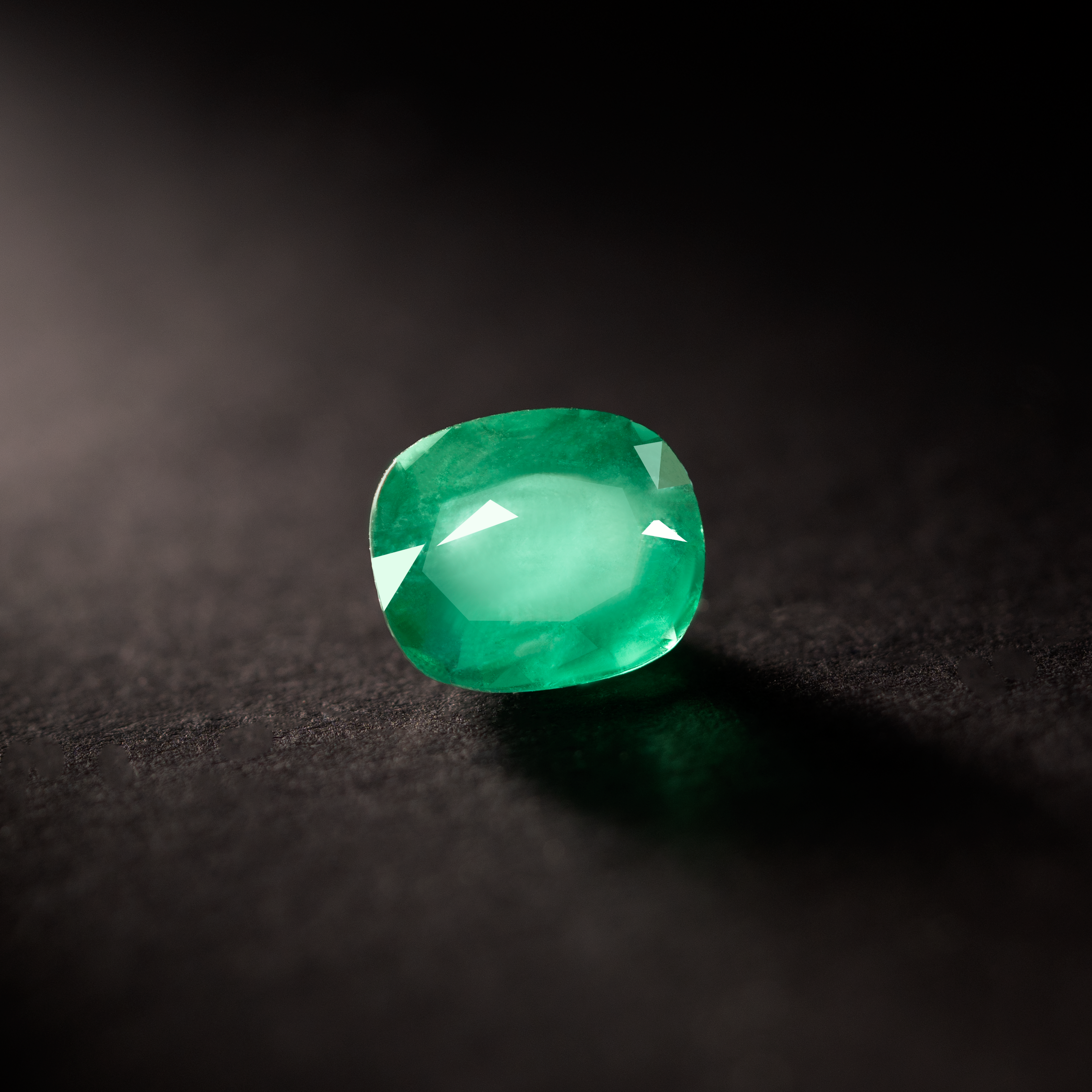 Cushion Natural Colored Gemstone Green Emerald 1.81 CT