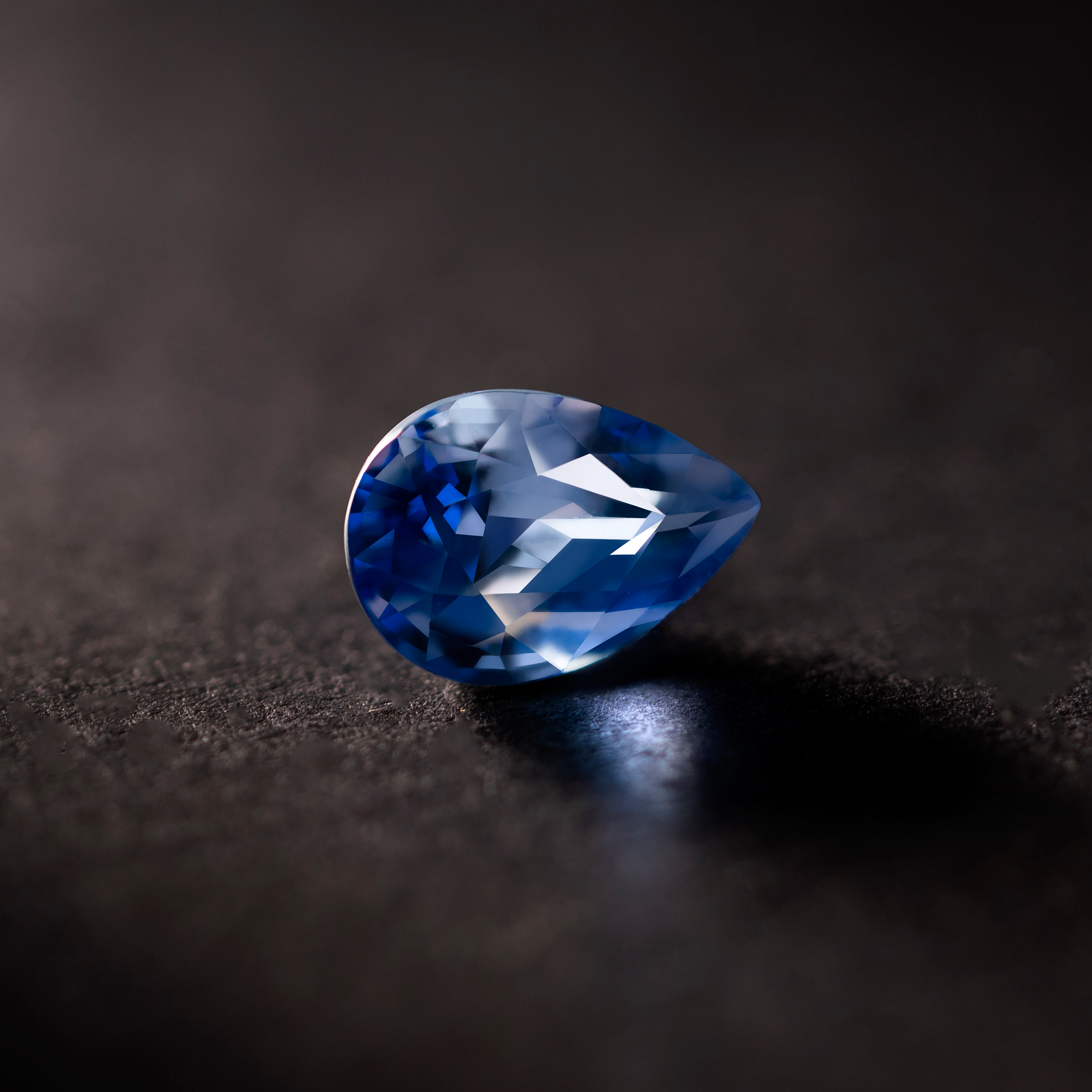 Pear Natural Colored Gemstone Blue Sapphire 1.18 CT