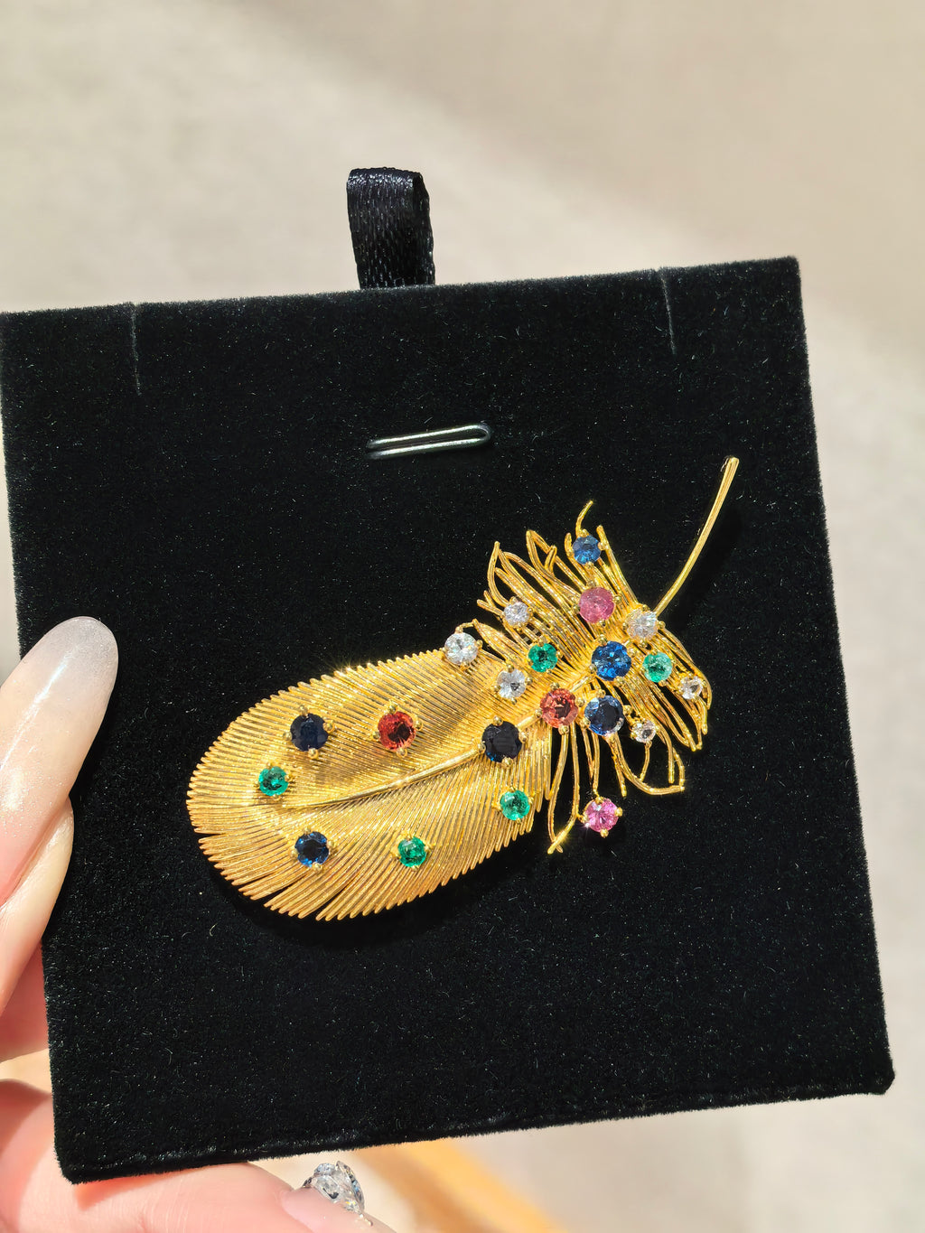 18K Gold Multi-stone Brooch