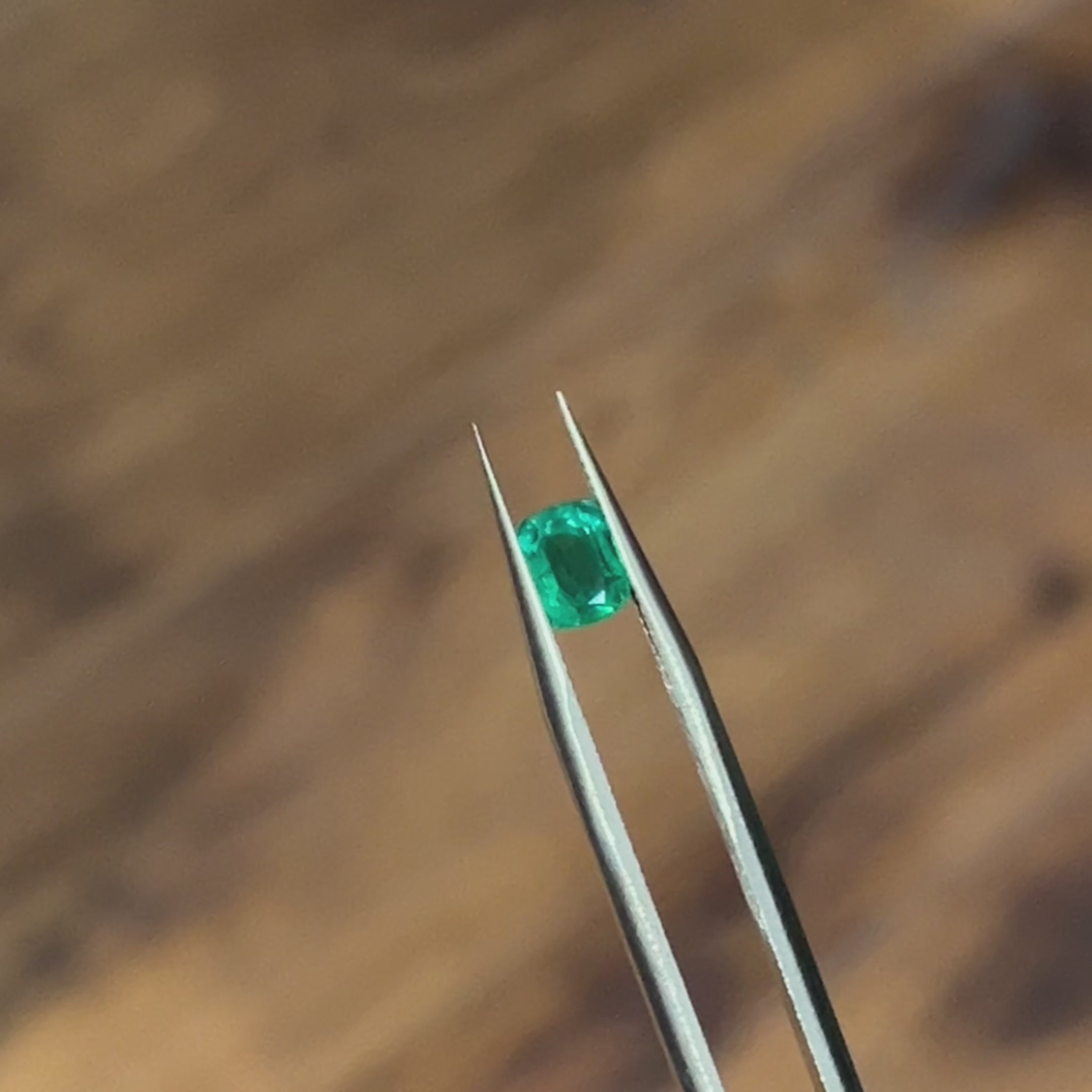 Cushion Natural Colored Gemstone Emerald 0.86 CT