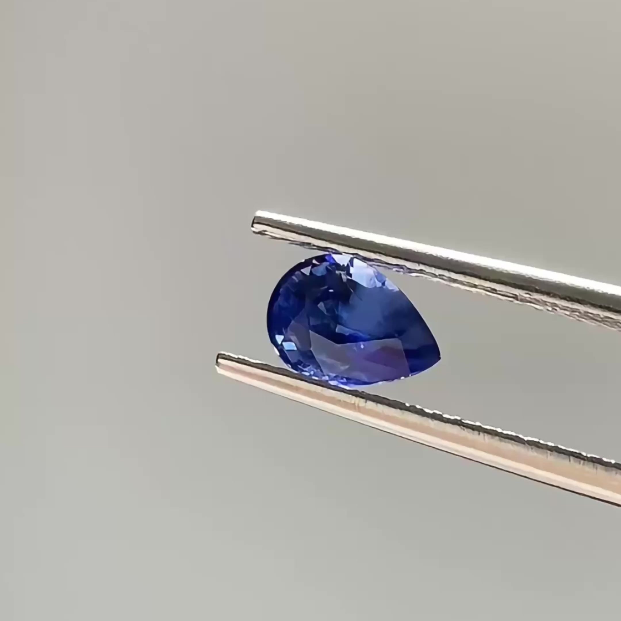 Pear Natural Colored Gemstone Blue Sapphire 1.18 CT