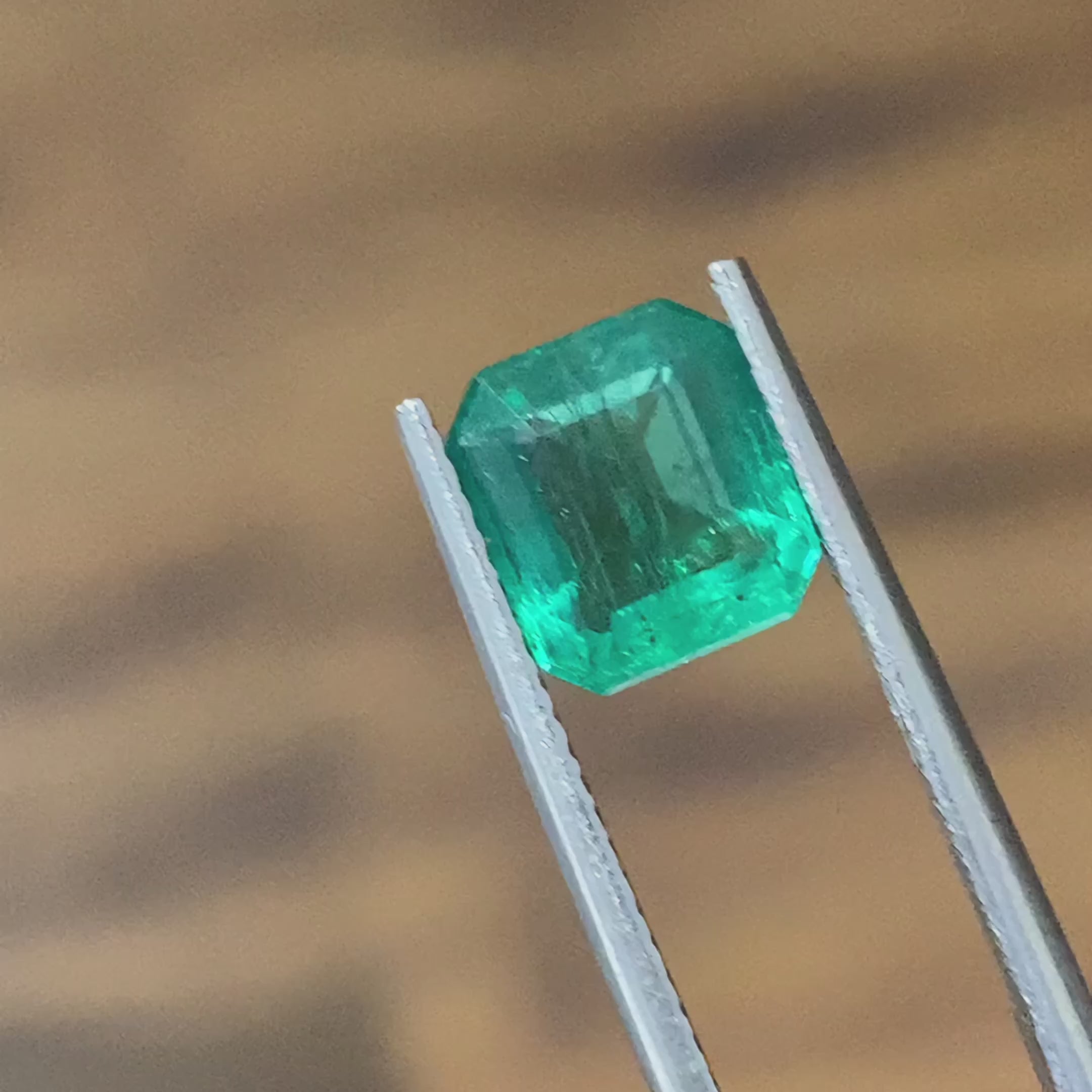 Rectangular Natural Emerald Vivid Green 2.04 CT