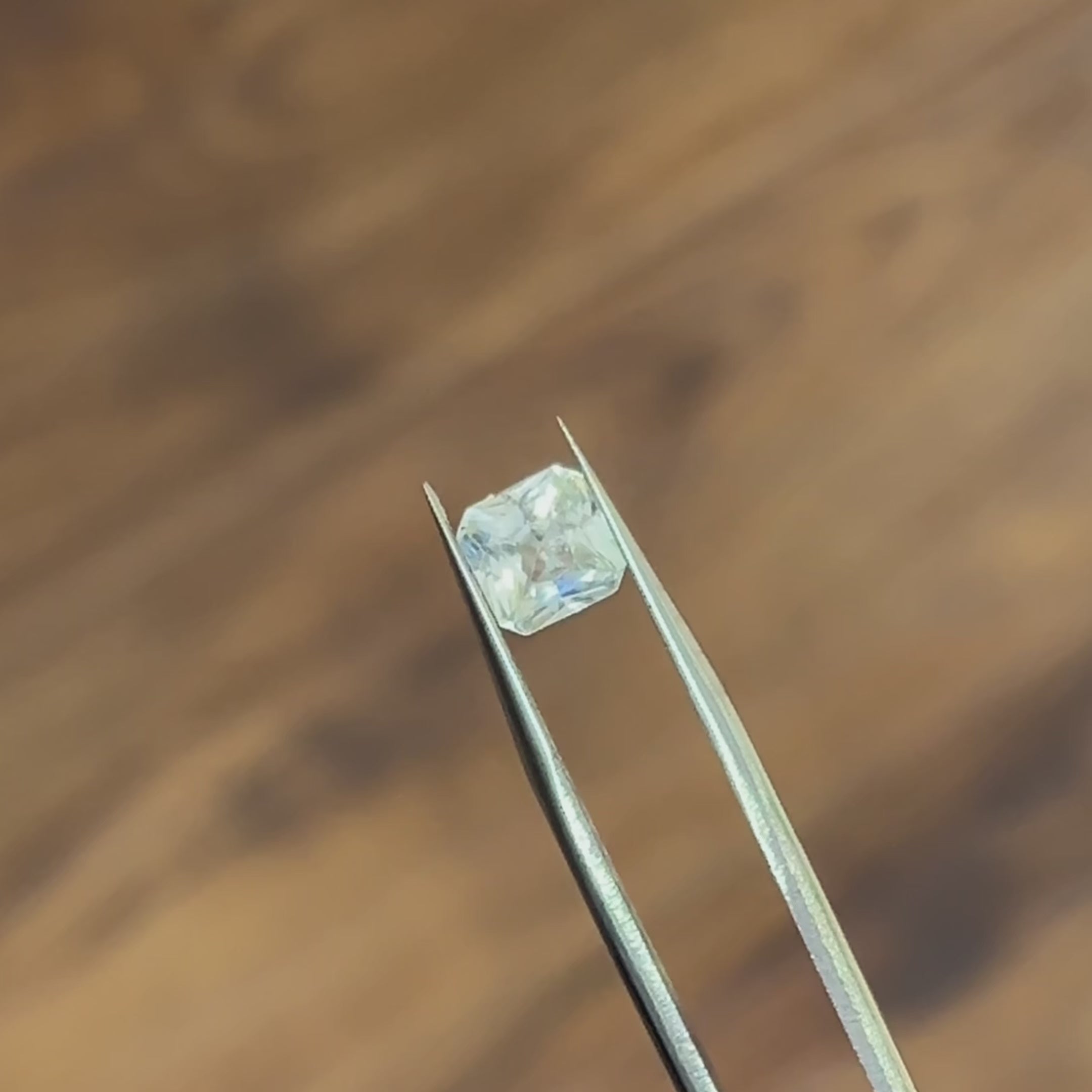 Emerald Natural Colored Gemstone Sapphire Beige 2.05 CT