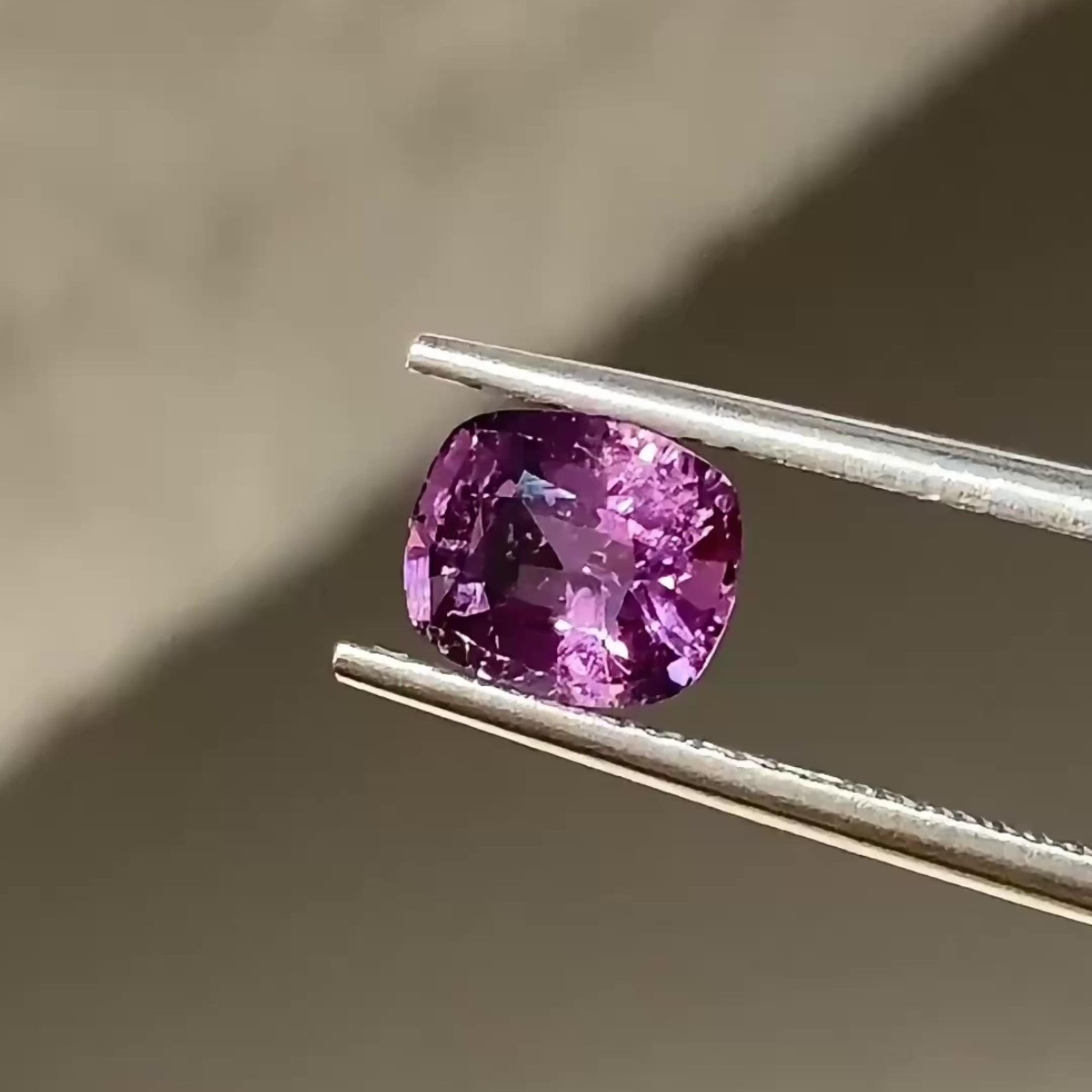 Cushion Natural Colored Gemstone Padparadscha Sapphire Pink 1.22 CT