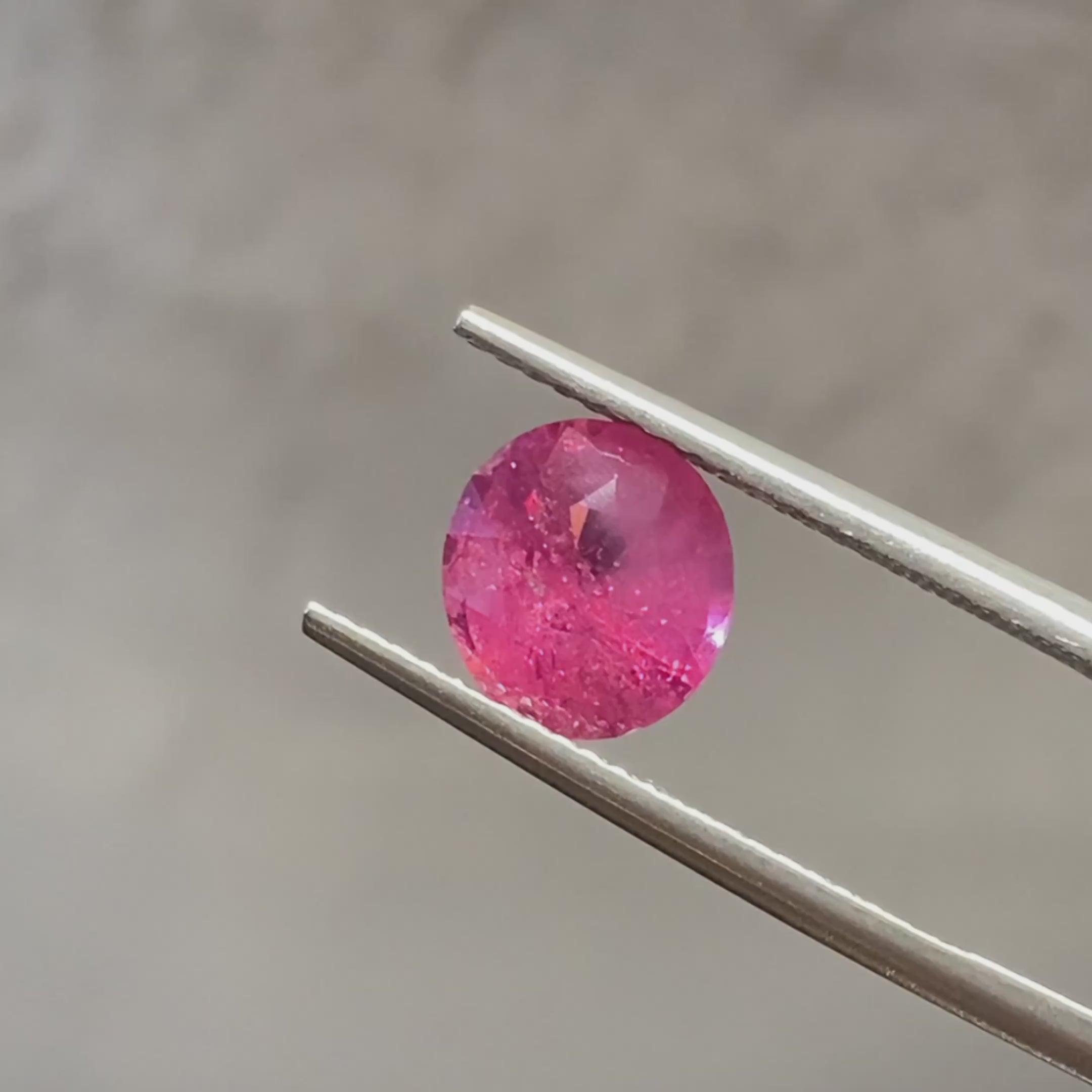 Round Natural Colored Gemstone Pink Mahenge Spinel 2.15CT